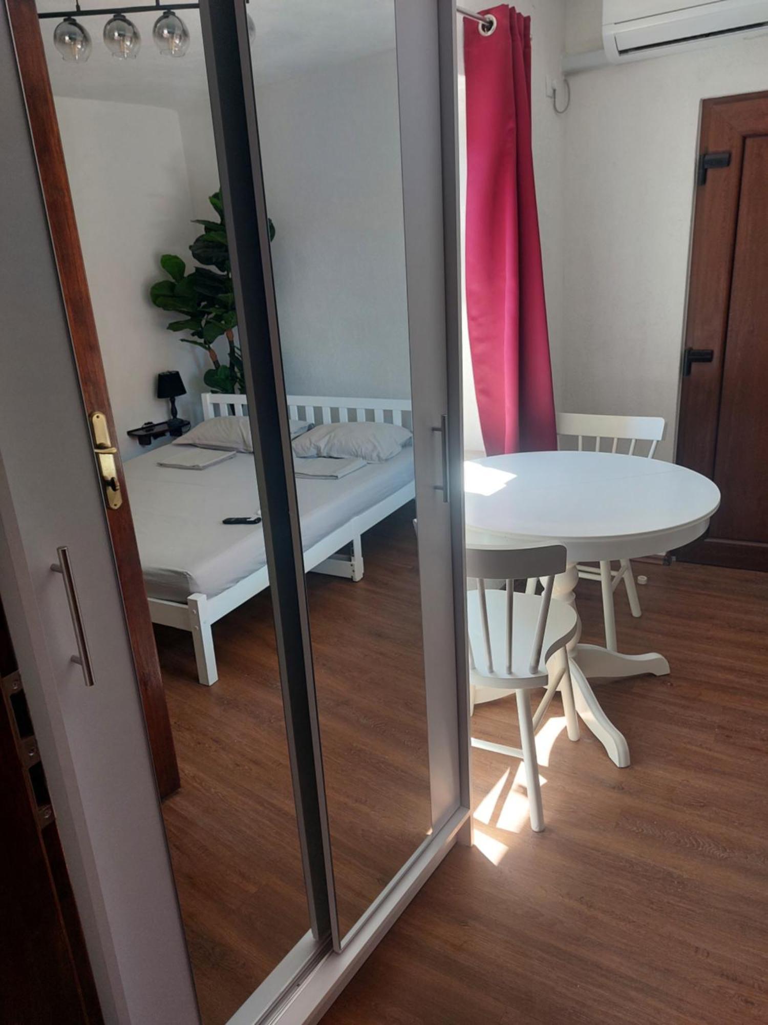 Apartman Sea And The *